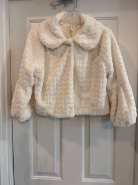 Cream Faux Fur Jacket with Peter Pan Collar